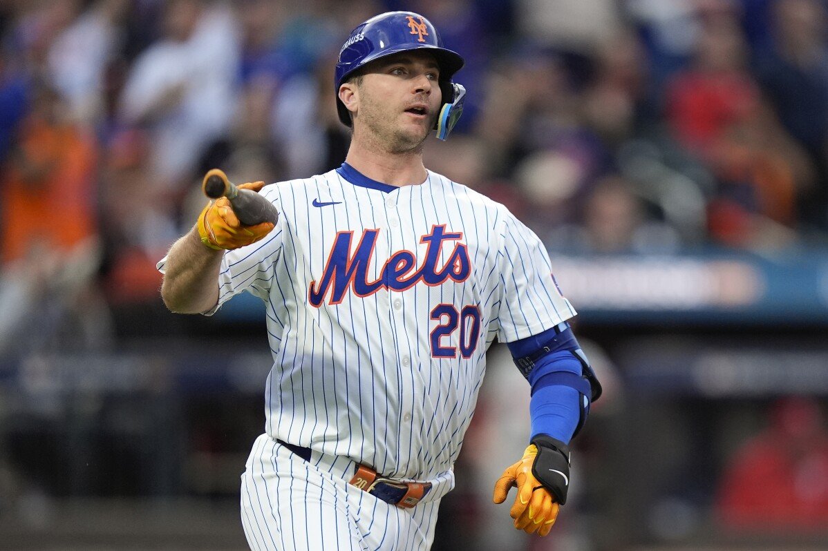 Pete Alonso, cầu thủ tự do chờ ở Mets, gia hạn thời gian ở đội với mỗi cú home run trong play-off